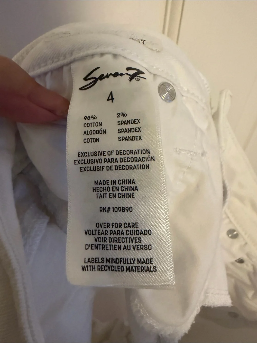 Seven7 White Denim Cuffed Weekend Shorts Size 4 Stretch Cotton